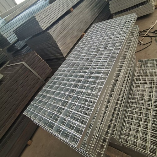 車庫(kù)鋼格柵系統(tǒng)：立體空間與承重性能的完美平衡