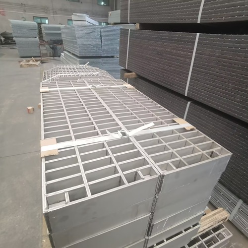 學(xué)校實(shí)訓(xùn)基地為何都用鋼格板