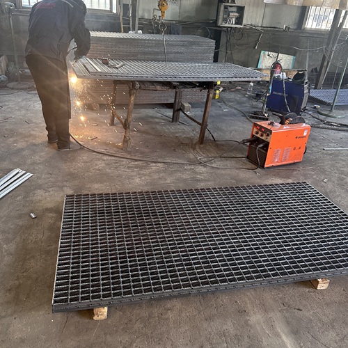 鋼格柵板如何防銹？這些處理方法很關(guān)鍵