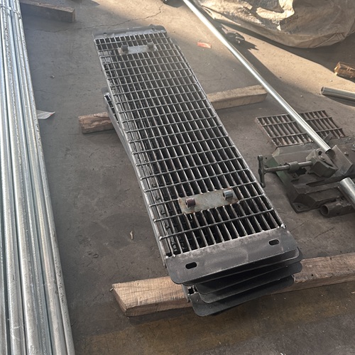 國內(nèi)鋼格板vs進口鋼格板，性價比分析