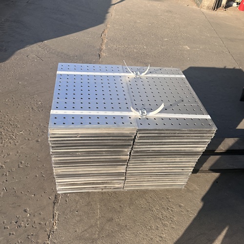 鋼格板的承載秘密薄而強(qiáng)的工程智慧