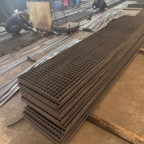 原來這才是鋼格板的真實(shí)實(shí)力，工程人都在夸